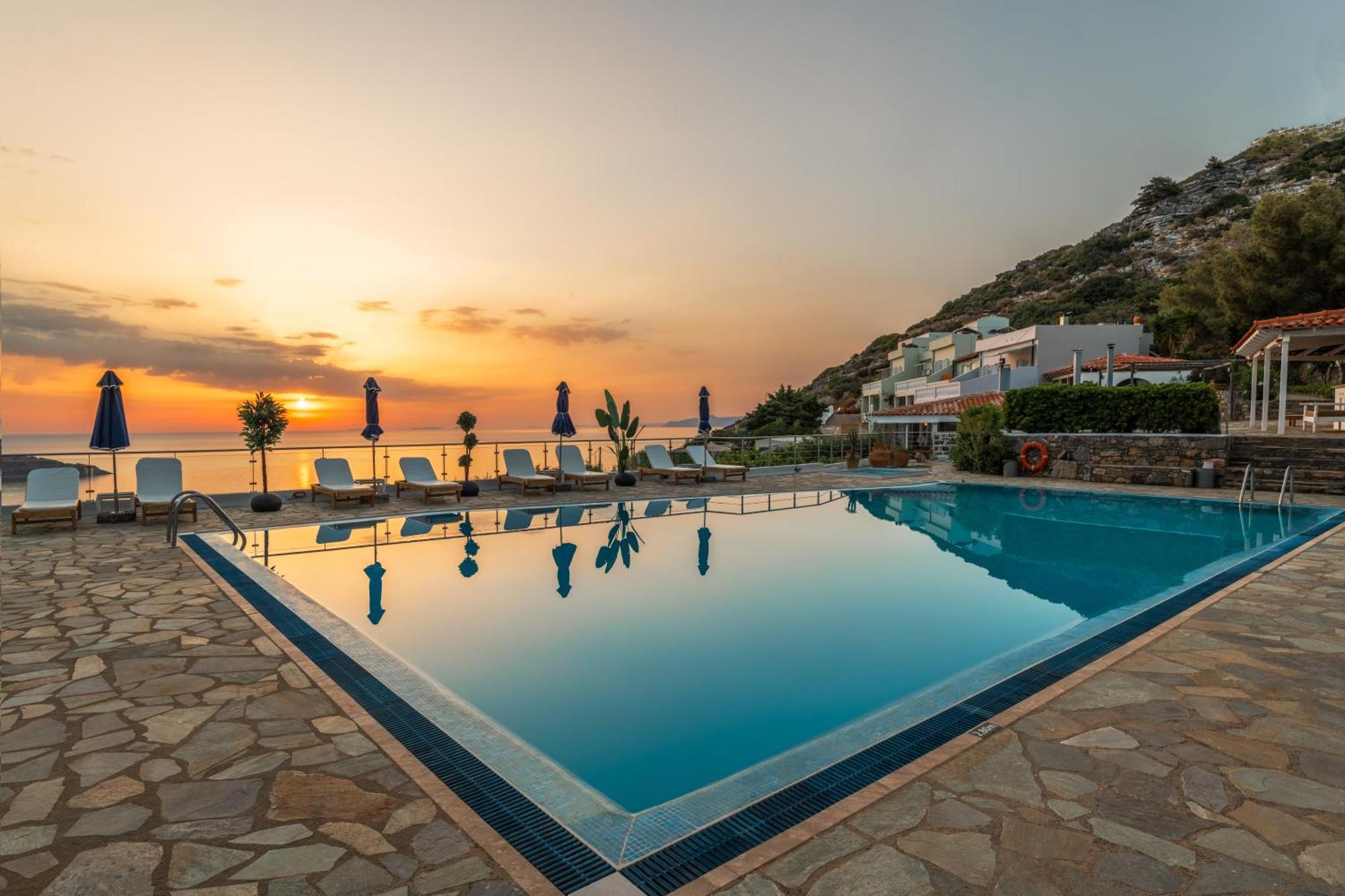 Adrakos Apartments (Adults Only) Elounda Buitenkant foto